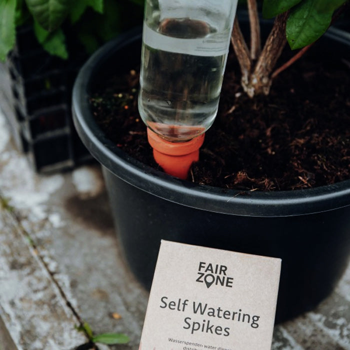 Self-watering pots "Hydro Spikes" set of 4