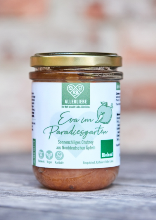 ALLER LIEBE organic sauces and chutneys in returnable glass jars