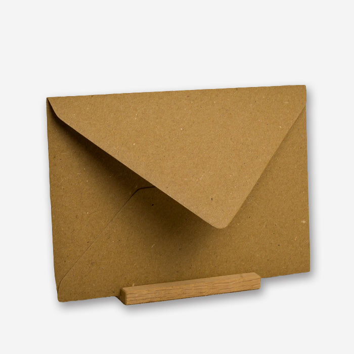 Briefumschlag/ Kuvert aus Kraftpapier DIN C6